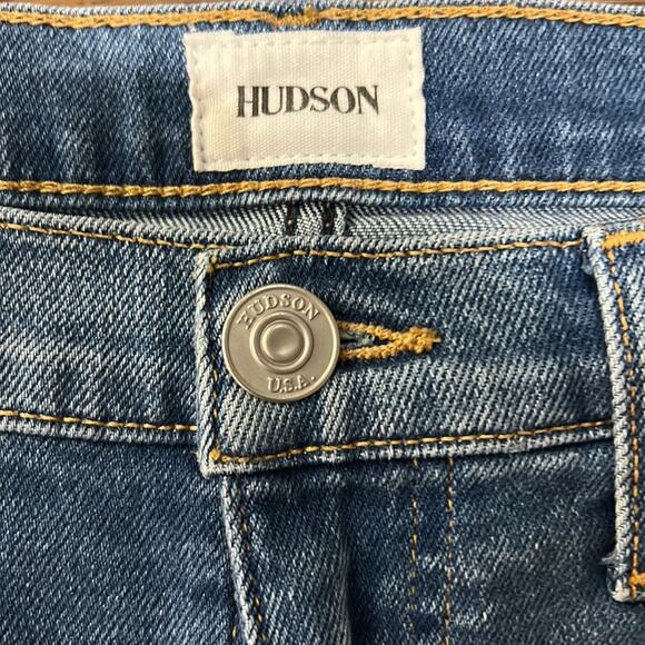 Hudson Valeri Cut Off 1" Cuff Denim Shorts in Size 25 - Picture 3 of 7